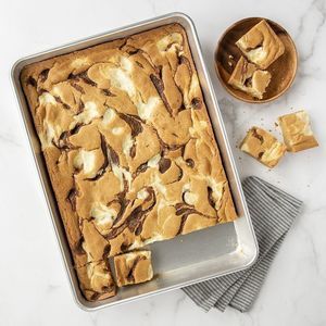 Nordic Ware Natural High Sided Sheet Cake Pan / Natural Aluminum Commercial Pan